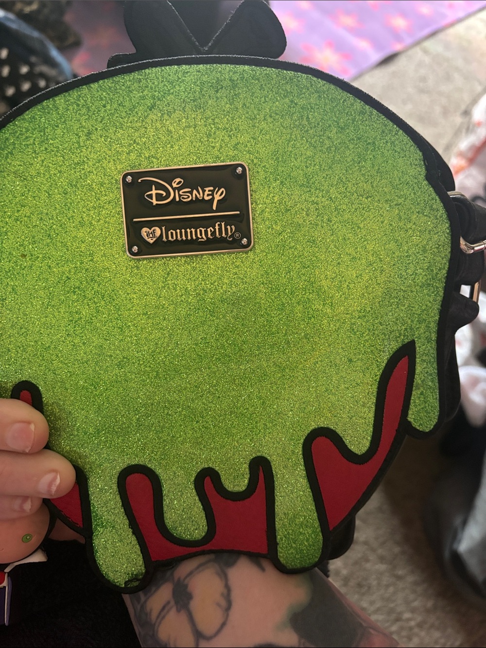 Loungefly Glitter Green and Red Poison Apple Crossbody Bag - Picture 2 of 3